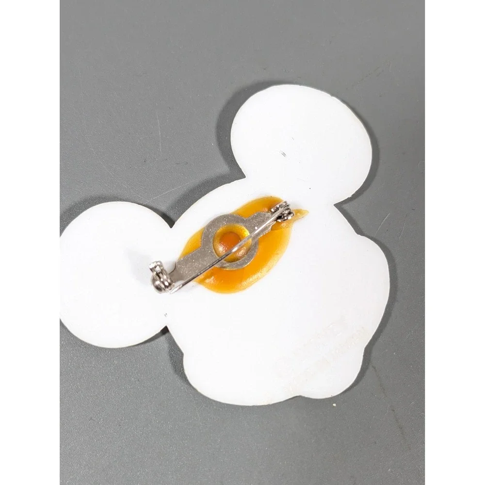 Vintage Disney Mickey Mouse Pin‎ Plastic Character Brooch